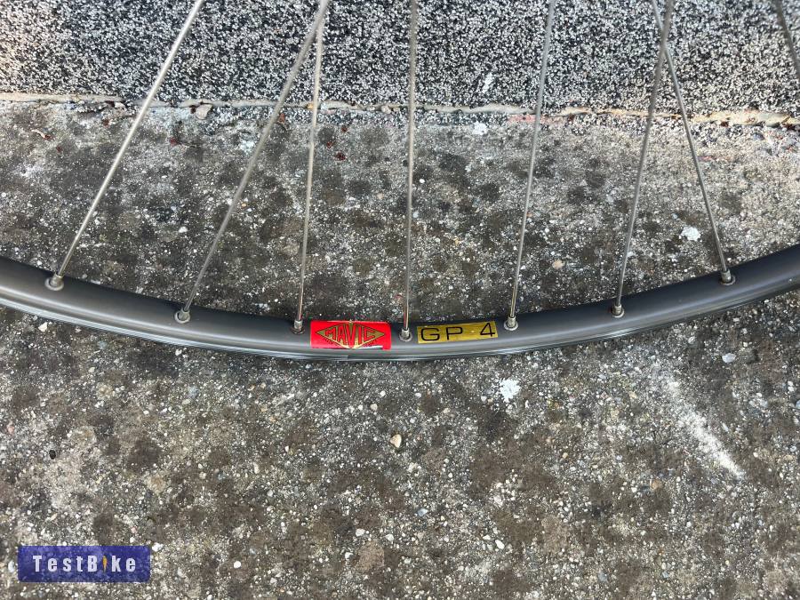 Shimano Dura Ace 7200 Mavic GP4 országúti kerékszett