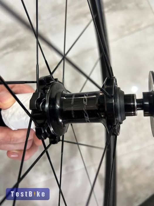 ÚJ Shimano Dura-Ace (WH-R9200-C36-TU) karbon hátsó kerék 