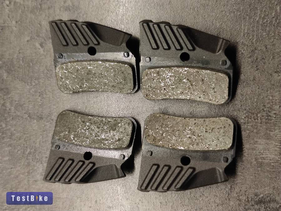 Shimano fékbetét N03A-RF Resin hűtőbordás M9120/8120/7120