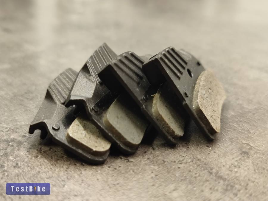 Shimano fékbetét N03A-RF Resin hűtőbordás M9120/8120/7120