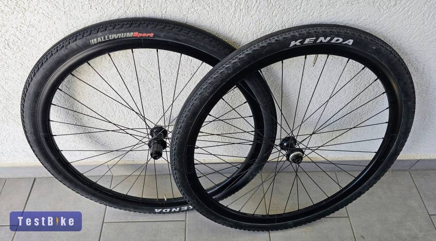 Shimano HB-RS470 28" gravel kerékszett