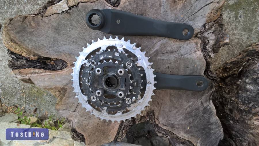 Shimano LX 3x9-es hajtómű, csapággyal.