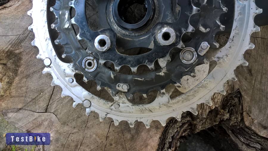 Shimano LX 3x9-es hajtómű, csapággyal.