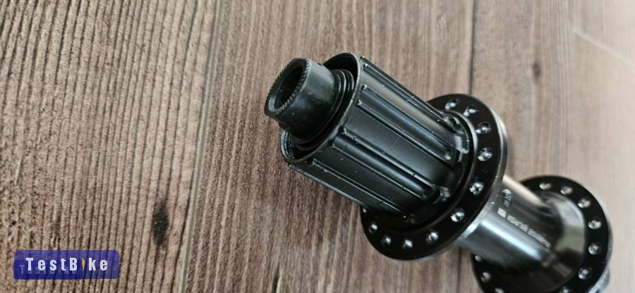Shimano M6000 Centerlockos agyak, 12,15x100/110 és 12x148