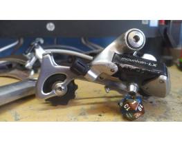 Shimano Mounatin LX hátsó váltó