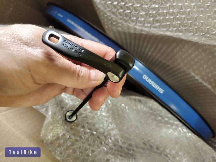 Shimano MT500 első kerék nem használt