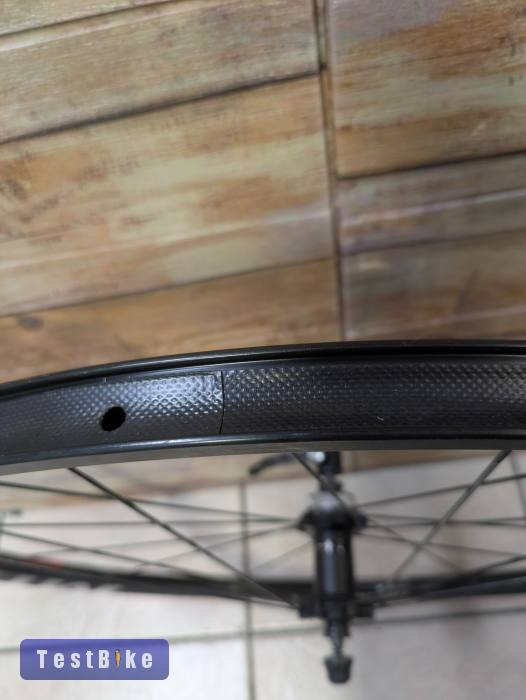 Shimano MT55 Disc 26 első kerék!