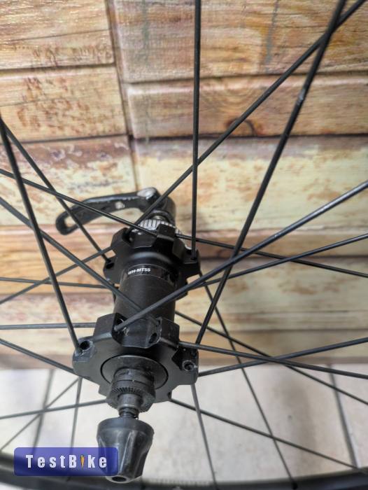 Shimano MT55 Disc 26 első kerék!