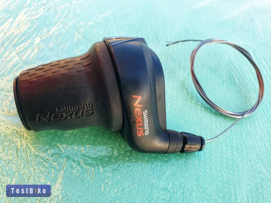 Shimano Nexus 8, SG-C 6001-8D agyváltó.