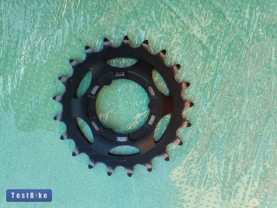 Shimano Nexus 8, SG-C 6001-8D agyváltó.