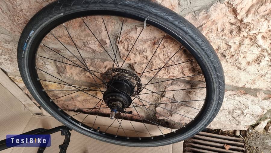 Shimano Nexus 8 agyváltós komplett kerék 