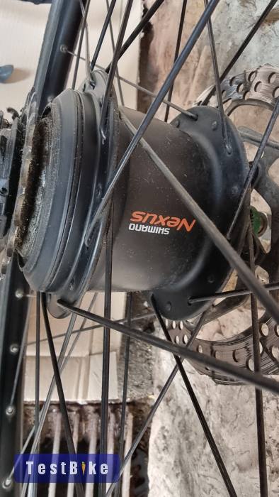 Shimano Nexus 8 agyváltós komplett kerék 