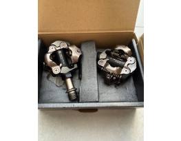 Shimano PD M8100 pedál