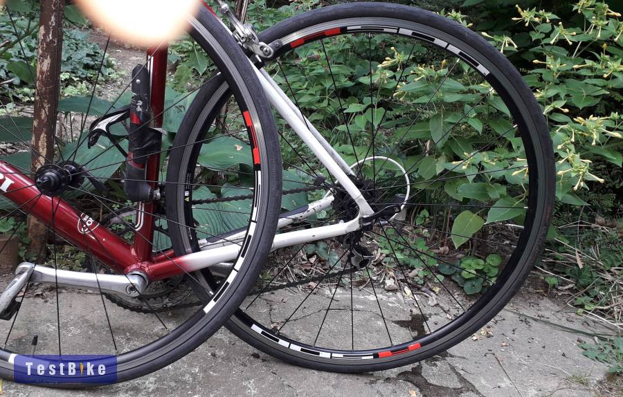 Shimano peremes országúti kerékszett