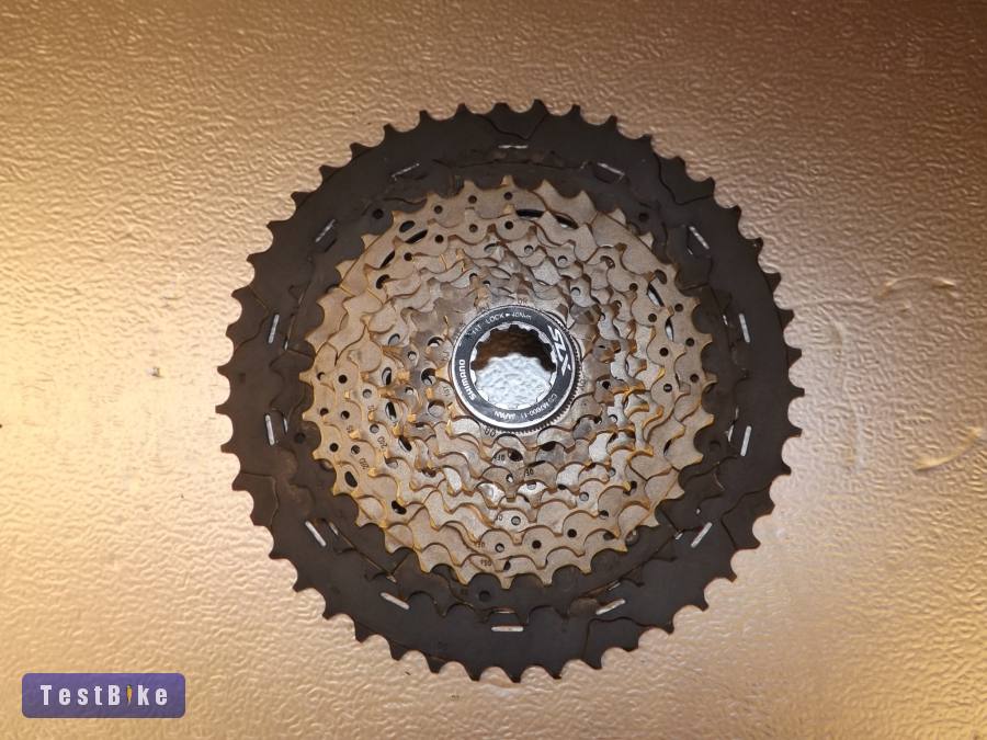 Shimano SLX CS-M7000 11-46-os lánckeréksor.