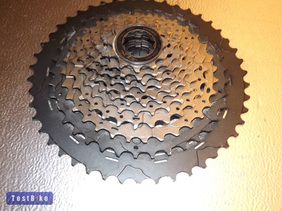 Shimano SLX CS-M7000 11-46-os lánckeréksor.