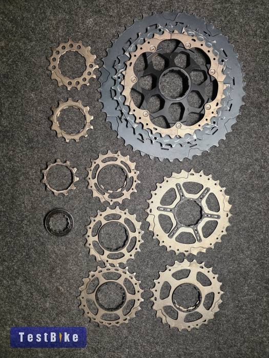 Shimano SLX CS-M7000 11-46T  – 11s