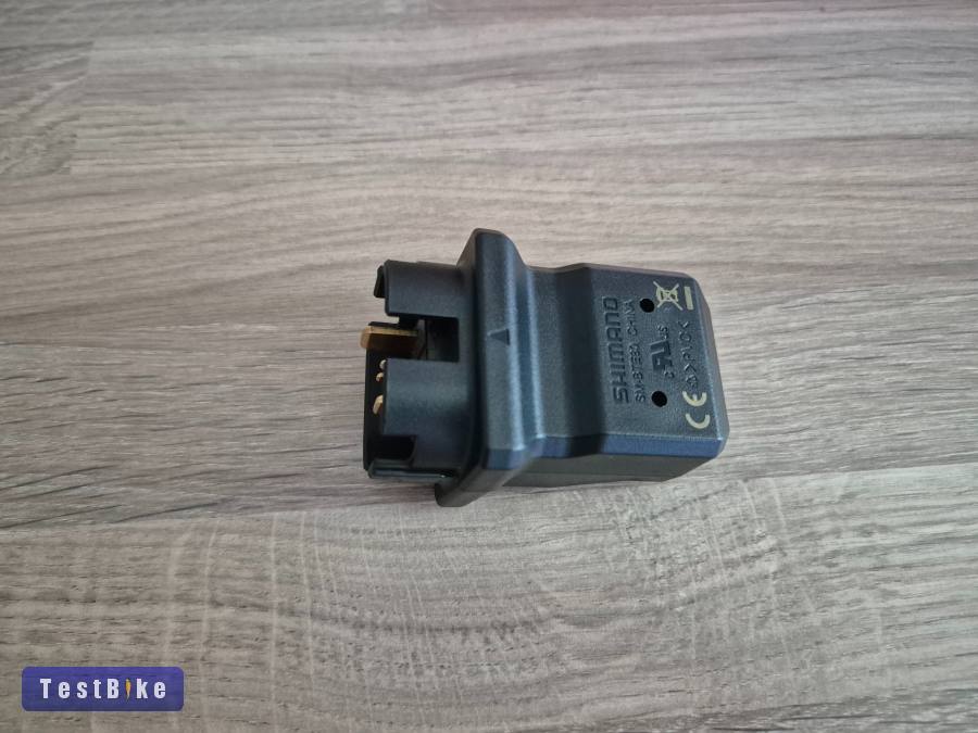 SHIMANO STEPS SM-BTE80 Töltő Adapter. Új. 