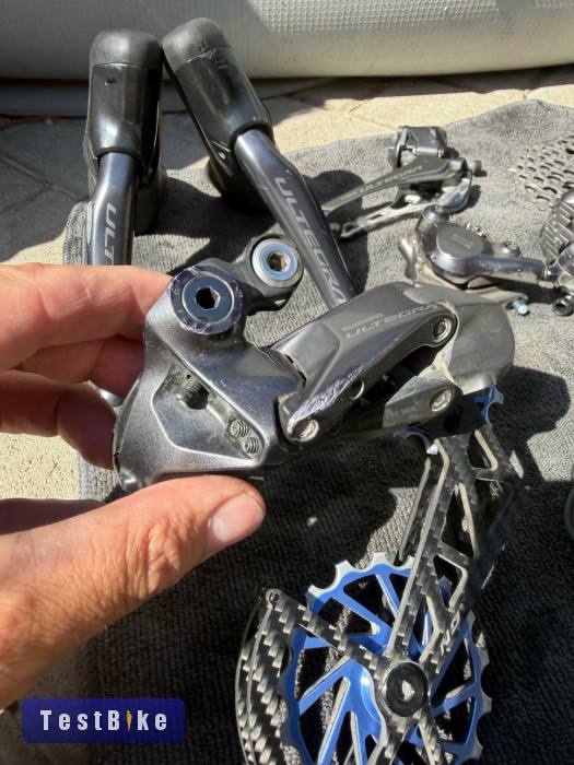 Shimano Ultegra 8170Disc Di2 12 sebességes tárcsafékes szett