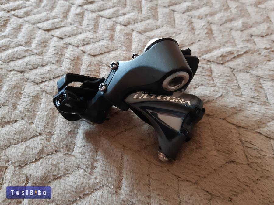 Shimano Ultegra RD-6800 hátsó váltó. Újszerű! Rövid kanalas,