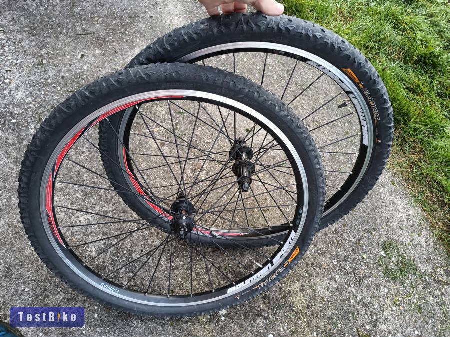 Shimano v és tárcsafékes kerék szett 26"