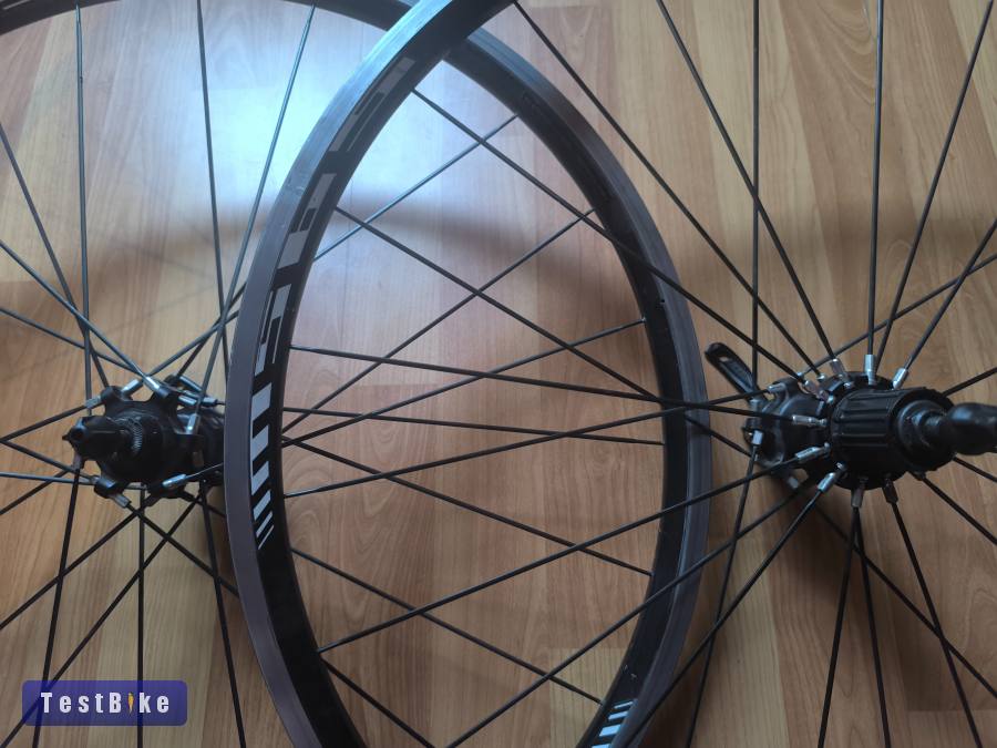 Shimano WH-M565 26"-os felni/ tárcsafékes  kerékszett 