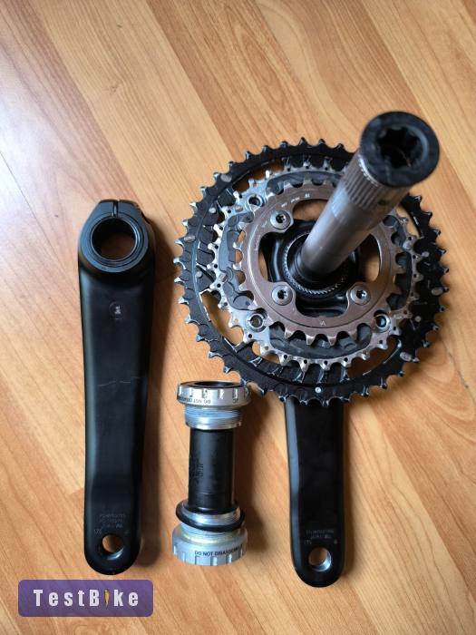 Shimano XT 10-es integrált hajtómű középcsapággyal 