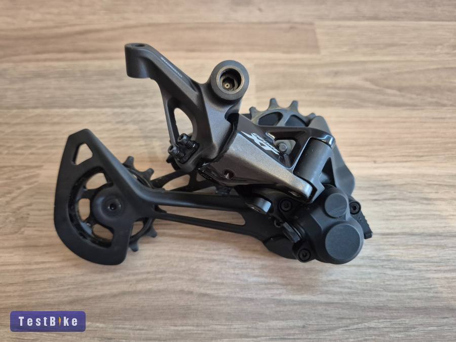 Shimano Xt M8100 Shadow Hátsó váltó+Xt Kar 12 fokozat. 