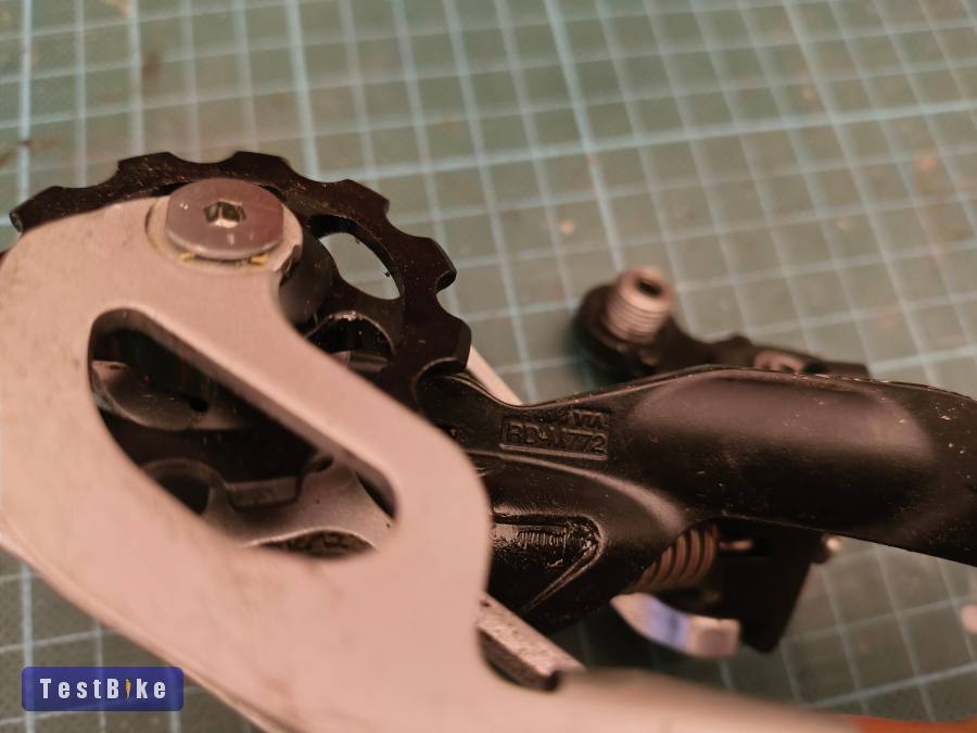 Shimano XT RD-M772, 6/7/8/9-es hátsó váltó, iparis új görgőkkel