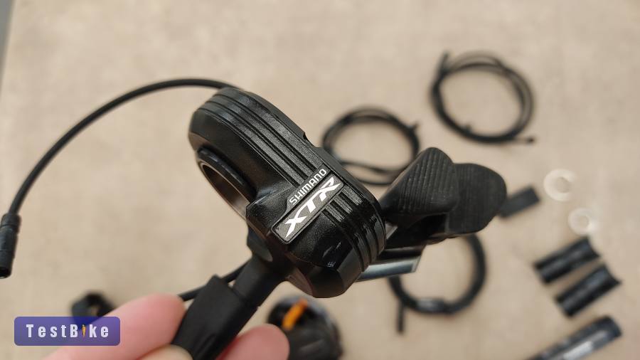 Shimano XTR Di2 Csúcs kat. 1x11 seb. váltás
