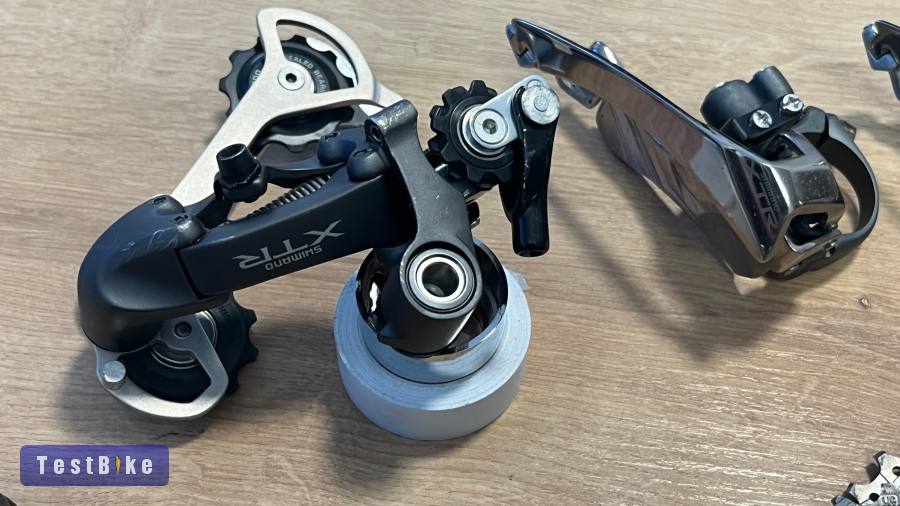 Shimano XTR M950 / M951 e-h váltók, fékváltókar, fogsor 8s.