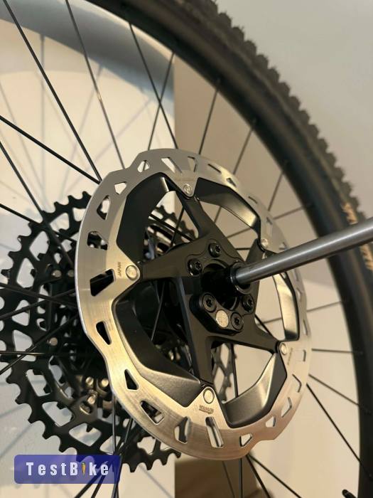 Shimano XTR RT-MT905 6 csavaros 180mm féktárcsák eladók!