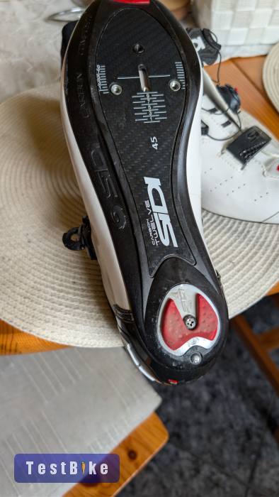 Sidi országúti cipő eladó 