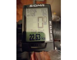 Sigma Bc 23.16 sts pulzus és pedálfordulat mérős km óra