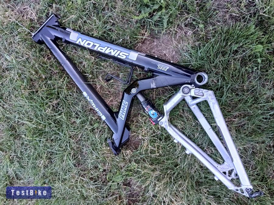 Simplon karbon összteleszkópos váz 26"