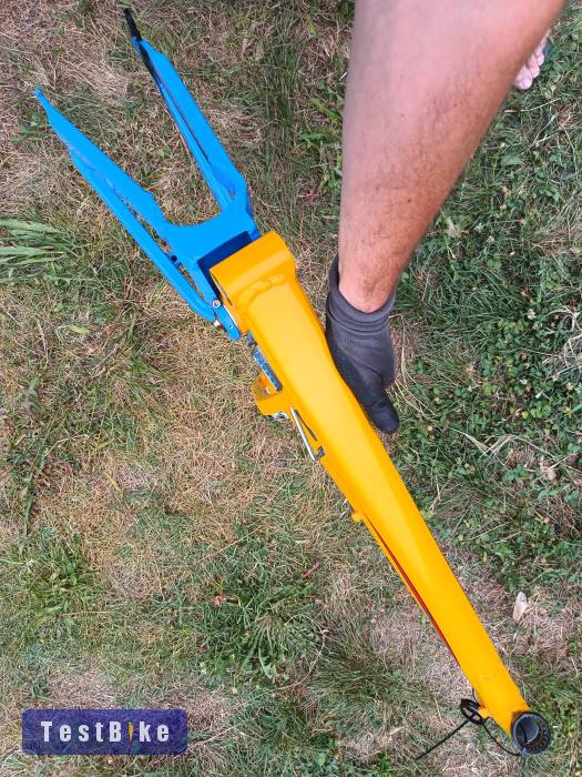 Simplon összteleszkópos mtb váz 26"