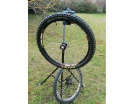 Single Track kerékszett  26 " Qr20mm, 135x9mm