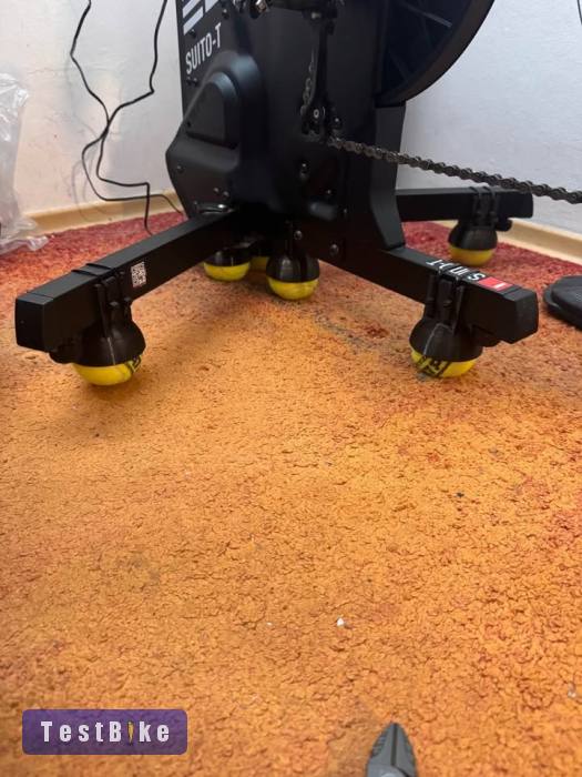 Smart trainer rocker feet/Rocker plate