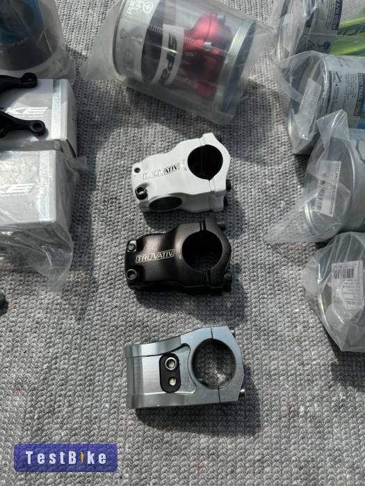 Akcó! Spank Oozy/Spike, Syntace, Truvativ, stb stucnik