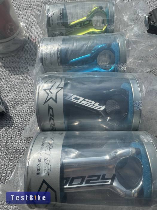 Akcó! Spank Oozy/Spike, Syntace, Truvativ, stb stucnik