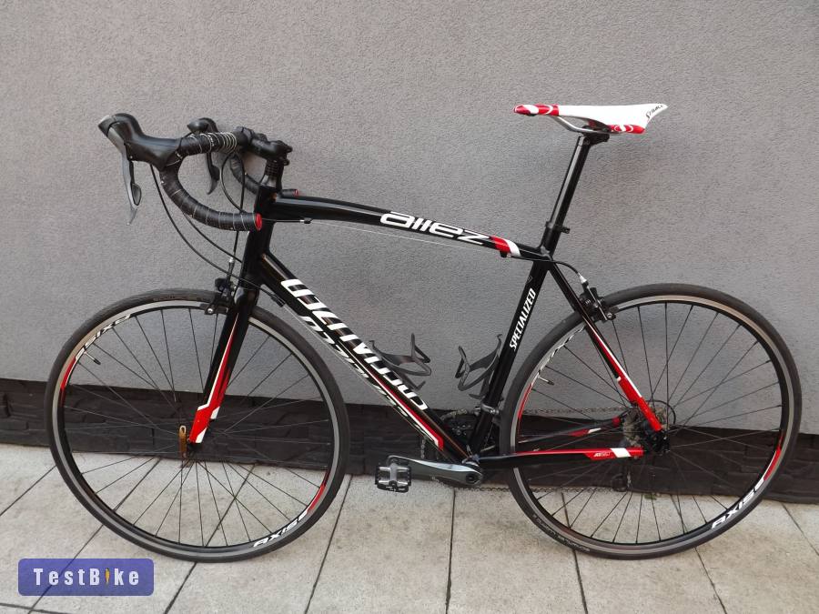 SPecialized Allez országúti kerékpár 58-as méret.