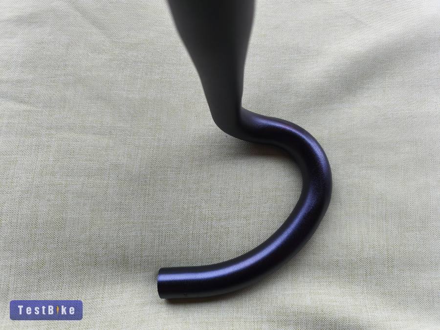 Specialized alu kormány 420 mm 31.8 befogó 