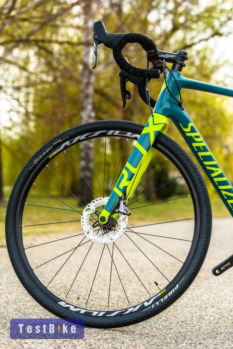 Specialized Crux Expert (54) full karbon gravel kerékpár