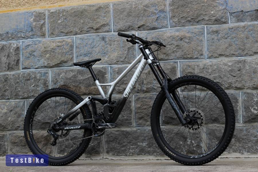 Specialized Demo 8 Expert (2022) - S3 -
