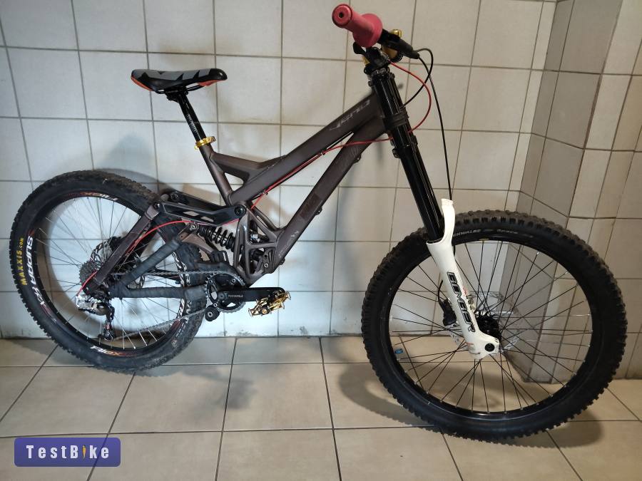 Specialized Demo 9 