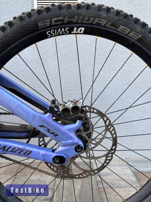 Specialized demo race