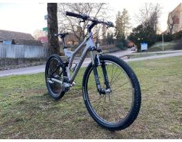 Specialized Enduro összteleszkópos mtb kerékpár