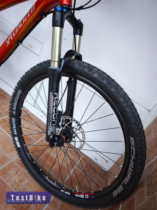 Specialized FSR XC Expert – új kb. 50 km futású alkatrészek