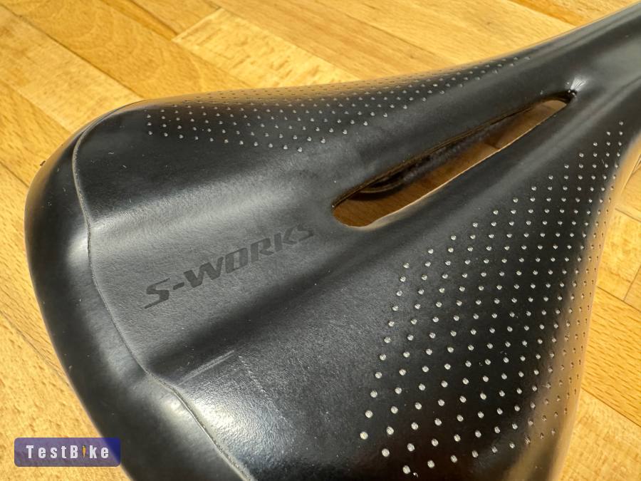 Specialized Phenom S-Works 143mm 153g nyereg