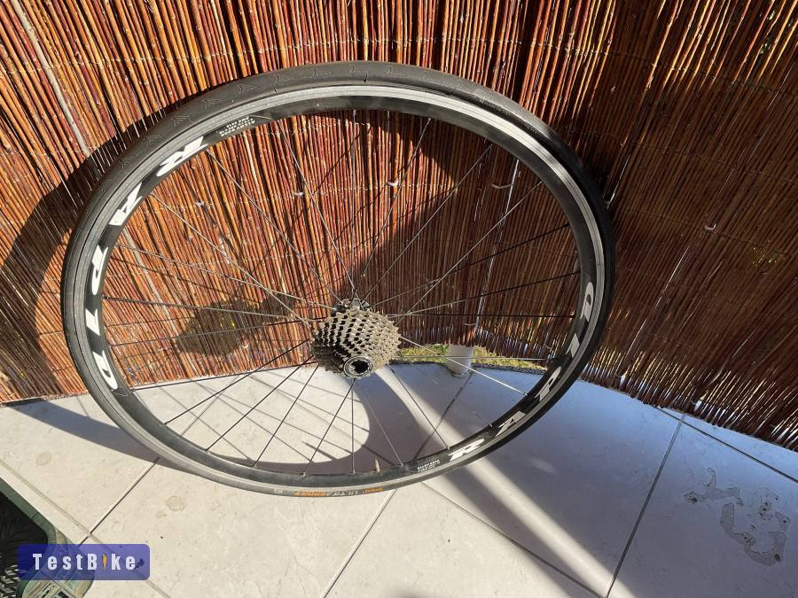 Specialized Rapid Roubaix gyári hátsó kerék